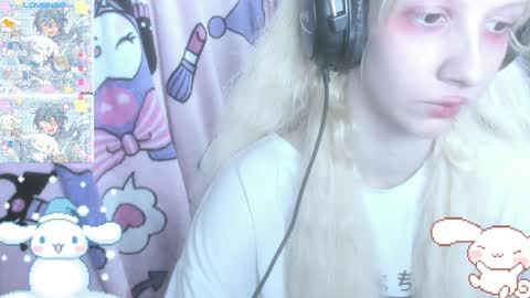 Snapshot of _kuroneeko_ chatting on December 25, 7:02 pm kuro online show from December 25, 7:02 pm