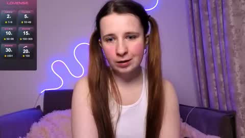 _kylle_ online show from November 23, 7:48 pm