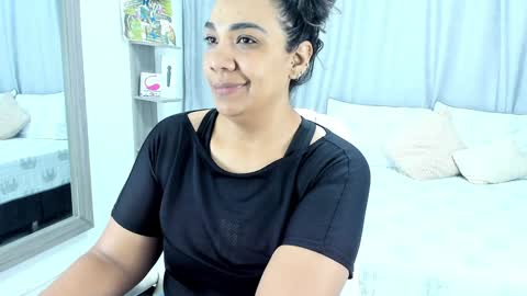 NAILHA SAJANI  online show from December 7, 12:02 pm