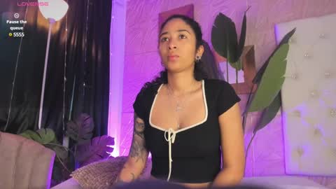 Snapshot of _lanna_jhonson_ chatting on December 28, 11:52 am Lanna online show from December 28, 11:52 am