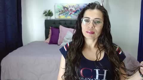 paulina  online show from January 5, 7:17 pm