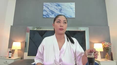 Lauralove online show from October 13, 6:43 pm