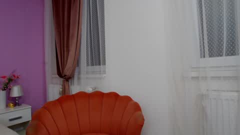 Lena Paul online show from December 5, 5:39 pm