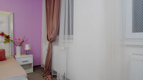 Lena Paul online show from January 3, 6:03 pm