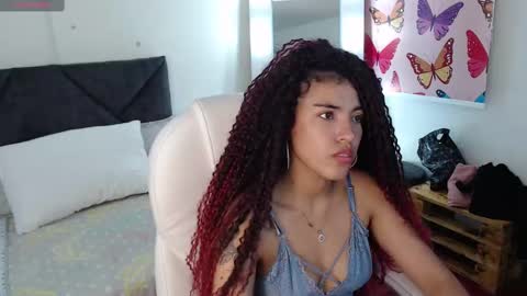 Lili  online show from February 9, 8:56 pm