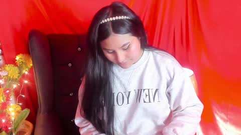 Snapshot of _little_ivy chatting on February 3, 5:14 pm Ivy 3 online show from February 3, 5:14 pm