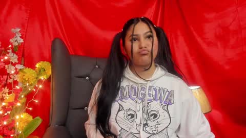 Snapshot of _little_ivy chatting on January 31, 6:36 pm Ivy 3 online show from January 31, 6:36 pm