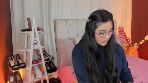 Snapshot of _little_ivy chatting on September 16, 7:22 pm Ivy 3 online show from September 16, 7:22 pm