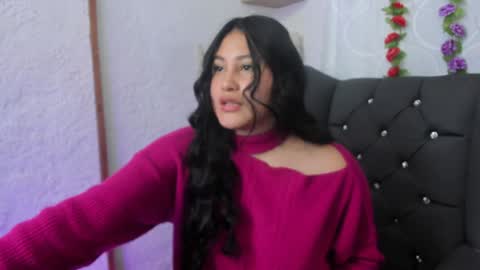 Snapshot of _little_ivy chatting on December 9, 4:26 pm Ivy 3 online show from December 9, 4:26 pm