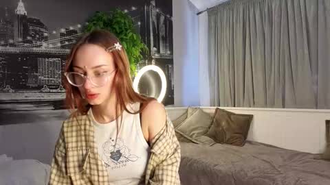 Hi my name is Molly Im new here but I really like to chat and get to know each other subscribe it will be fun online show from September 14, 9:18 am