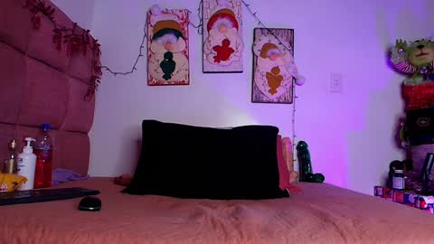 Lorrayne online show from December 21, 12:27 pm