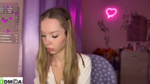 Katie online show from October 9, 1:10 am