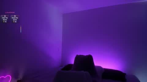 Snapshot of _lucianapalmer chatting on September 22, 3:54 pm   online show from September 22, 3:54 pm