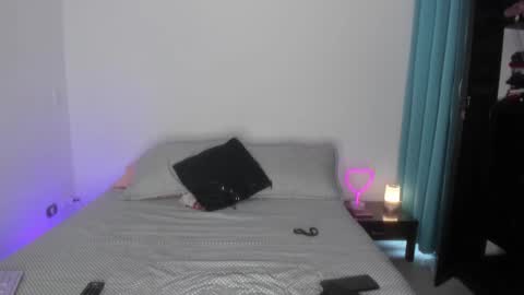   online show from February 20, 2:18 pm