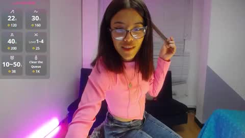 Lucy  online show from January 8, 3:19 am