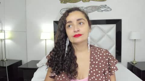  luna  sweet  online show from January 22, 2:59 am