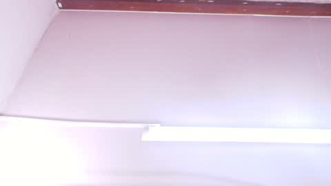 Snapshot of _luna_caliente chatting on February 12, 3:07 am Luna online show from February 12, 3:07 am