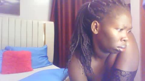 luscious online show from February 1, 2:21 am