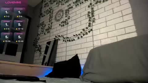 Anna online show from February 5, 8:06 am