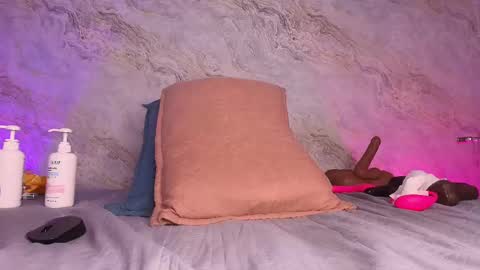 Snapshot of _maddy_miller chatting on October 7, 12:20 pm Maddy online show from October 7, 12:20 pm