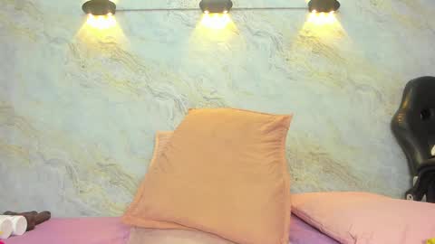 Snapshot of _maddy_miller chatting on March 4, 12:01 pm Maddy online show from March 4, 12:01 pm