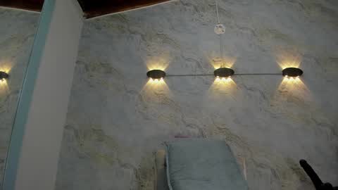 Snapshot of _maddy_miller chatting on January 28, 12:00 pm Maddy online show from January 28, 12:00 pm