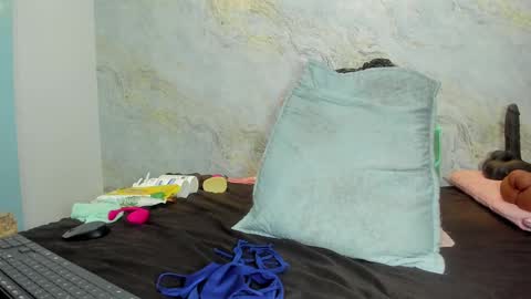 Snapshot of _maddy_miller chatting on February 20, 12:04 pm Maddy online show from February 20, 12:04 pm