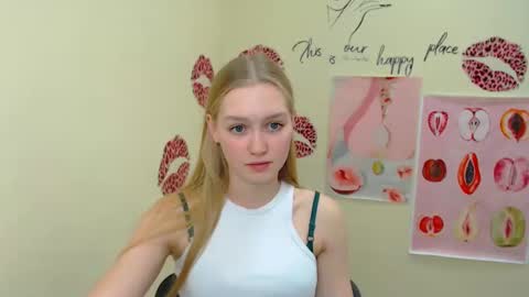 Clara online show from February 15, 1:16 pm