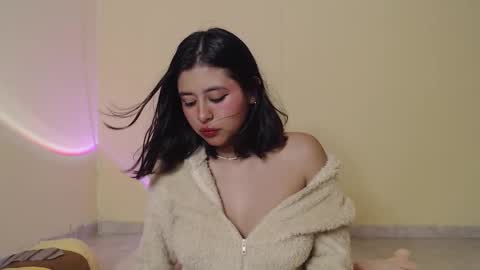 Maia online show from February 25, 1:10 pm