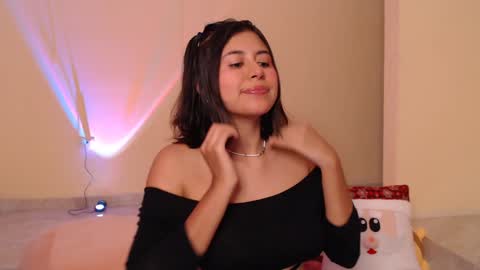 Maia online show from December 19, 10:21 pm