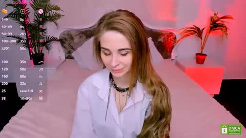 Snapshot of _mari_clark chatting on October 10, 1:32 am Eva online show from October 10, 1:32 am