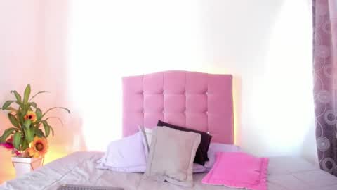 Snapshot of _marie__ chatting on March 12, 7:36 pm Maria paula online show from March 12, 7:36 pm