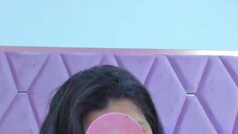 Nahayo  online show from October 17, 11:46 am