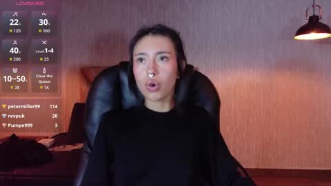 Mavis  online show from October 29, 9:28 pm