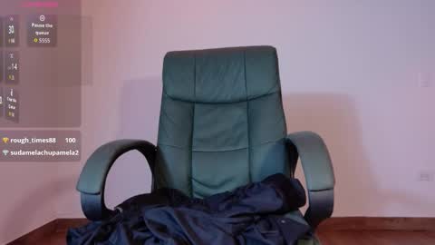 Mavis  online show from October 25, 9:43 pm