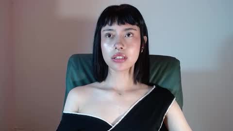 Mavis  online show from October 19, 8:44 pm