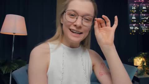 Elva  online show from November 9, 11:17 am