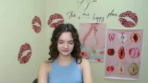 Susie online show from December 15, 1:22 pm