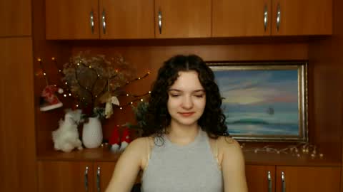 Susie online show from December 21, 7:24 am
