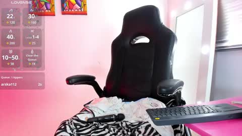 Juli online show from December 5, 1:17 pm