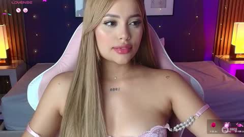 Snapshot of _meliblue chatting on October 11, 10:56 pm Meli online show from October 11, 10:56 pm