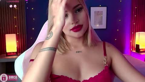 Snapshot of _meliblue chatting on September 19, 9:58 pm Meli online show from September 19, 9:58 pm