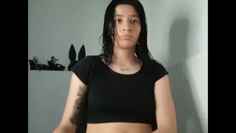 Snapshot of _mia_foster1 chatting on February 23, 11:43 pm Mia-foster online show from February 23, 11:43 pm