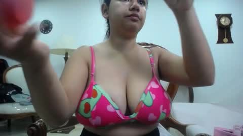Snapshot of _miaaleon chatting on March 12, 1:30 pm Mia online show from March 12, 1:30 pm