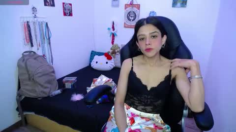 Snapshot of _miacavalli chatting on October 17, 7:06 pm _miacavalli online show from October 17, 7:06 pm