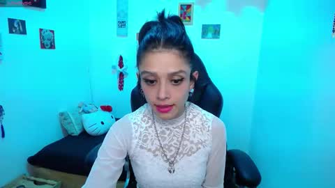 Snapshot of _miacavalli chatting on October 15, 2:47 am _miacavalli online show from October 15, 2:47 am