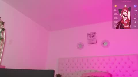 Snapshot of _miia_sweet chatting on September 24, 12:04 pm Paula online show from September 24, 12:04 pm