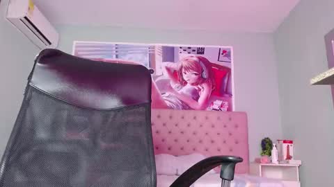 Snapshot of _miia_sweet chatting on December 23, 11:57 am Paula online show from December 23, 11:57 am