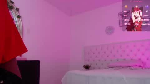 Snapshot of _miia_sweet chatting on October 25, 11:40 am Paula online show from October 25, 11:40 am