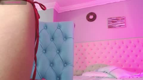 Snapshot of _miia_sweet chatting on October 29, 12:09 pm Paula online show from October 29, 12:09 pm